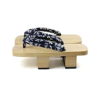 Japanse Geta Sandaal in Licht Hout