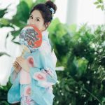 Japanse Kimono Dame Bloemig